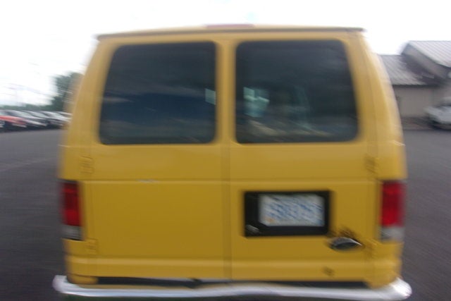 2004 Ford Econoline Cargo Van E-350 Super