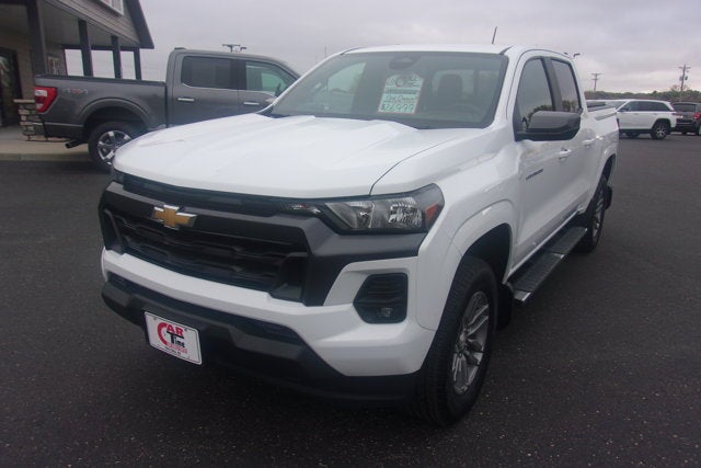2024 Chevrolet Colorado 4WD LT