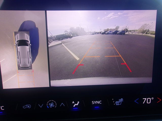 2024 Chevrolet Traverse AWD LT