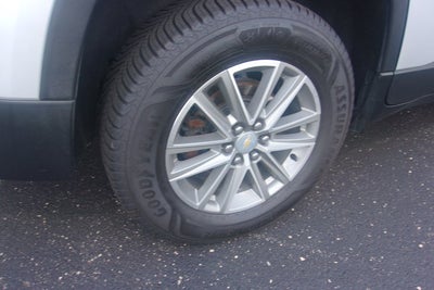 2022 Chevrolet Traverse LT Cloth