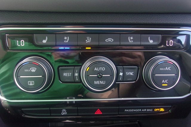 2023 Volkswagen Atlas 3.6L V6 SEL Premium R-Line