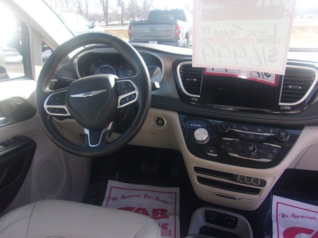 2021 Chrysler Pacifica Touring L