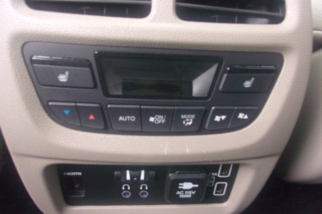 2022 Honda Pilot Touring 7-Passenger