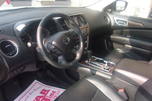 2017 Nissan Pathfinder Platinum