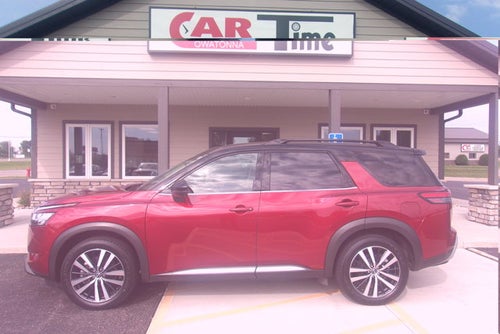 2024 Nissan Pathfinder Platinum