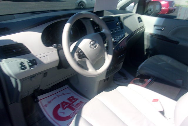 2013 Toyota Sienna Ltd